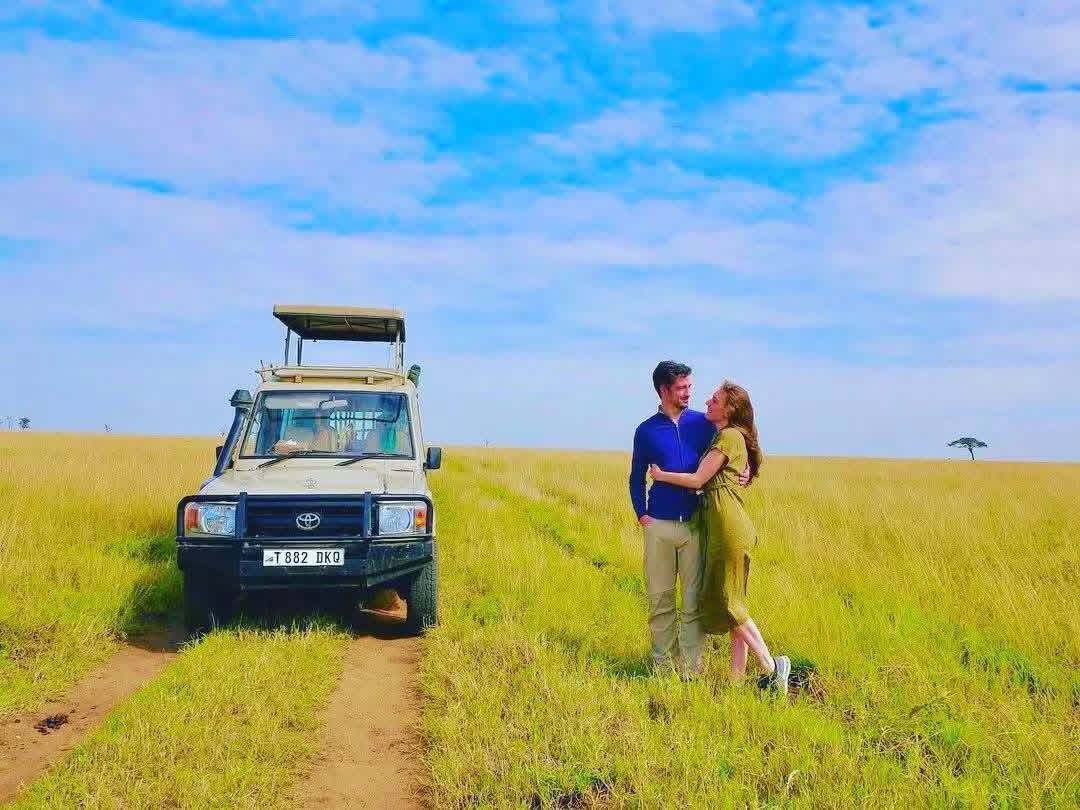 🌹TANZANIA HONEYMOON SAFARI💖 - Featured Image